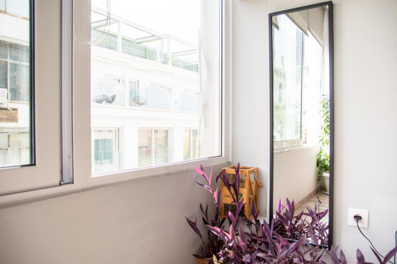 Ermou 18 Mosaics Boutique Apartment เอเธนส์ ภายนอก รูปภาพ
